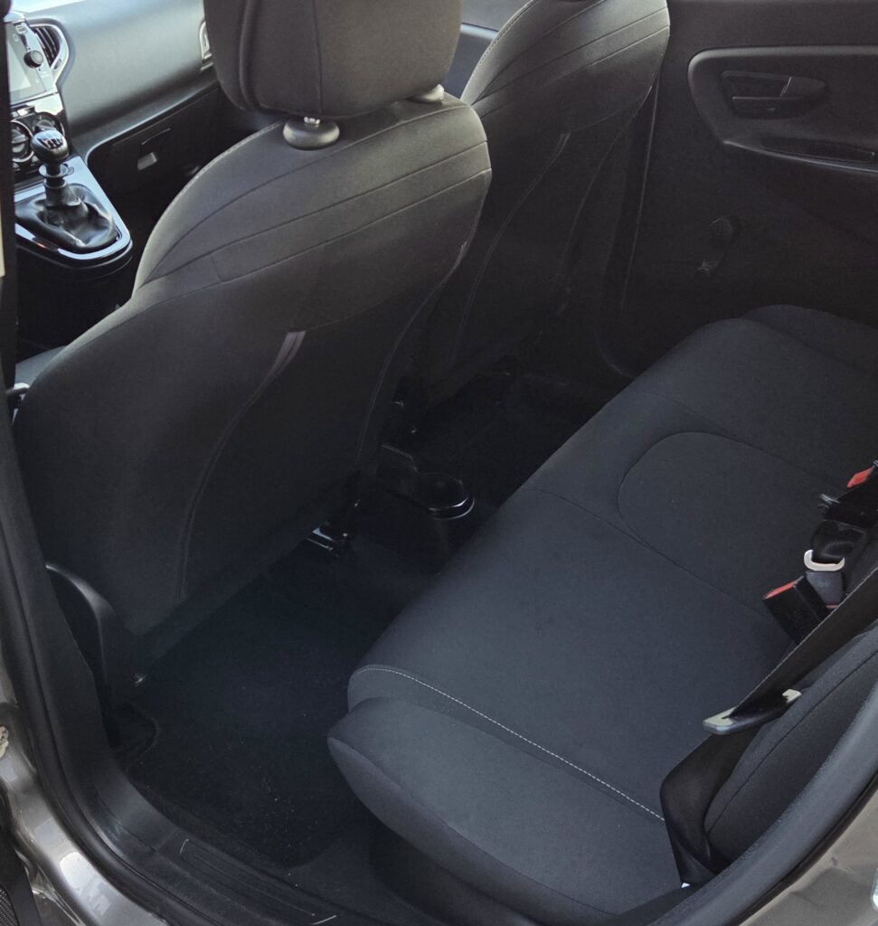 Lancia Ypsilon Grey - photo 7