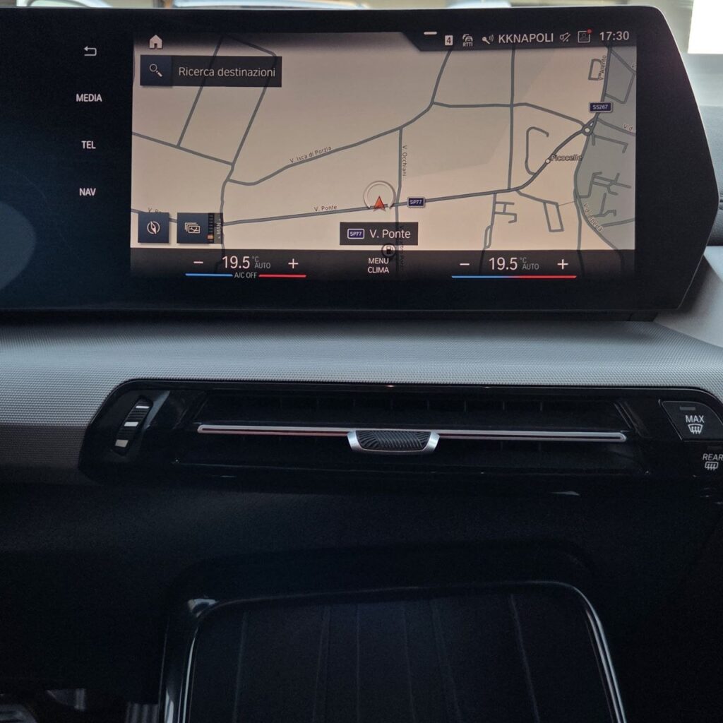 BMW 220i Active Tourer - foto 10